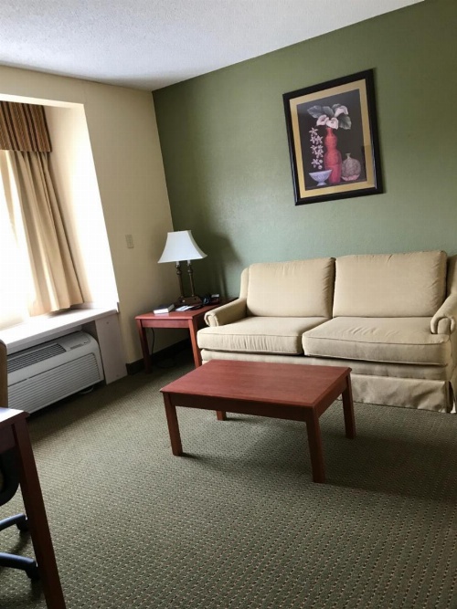 Quality Inn & Suites image 11