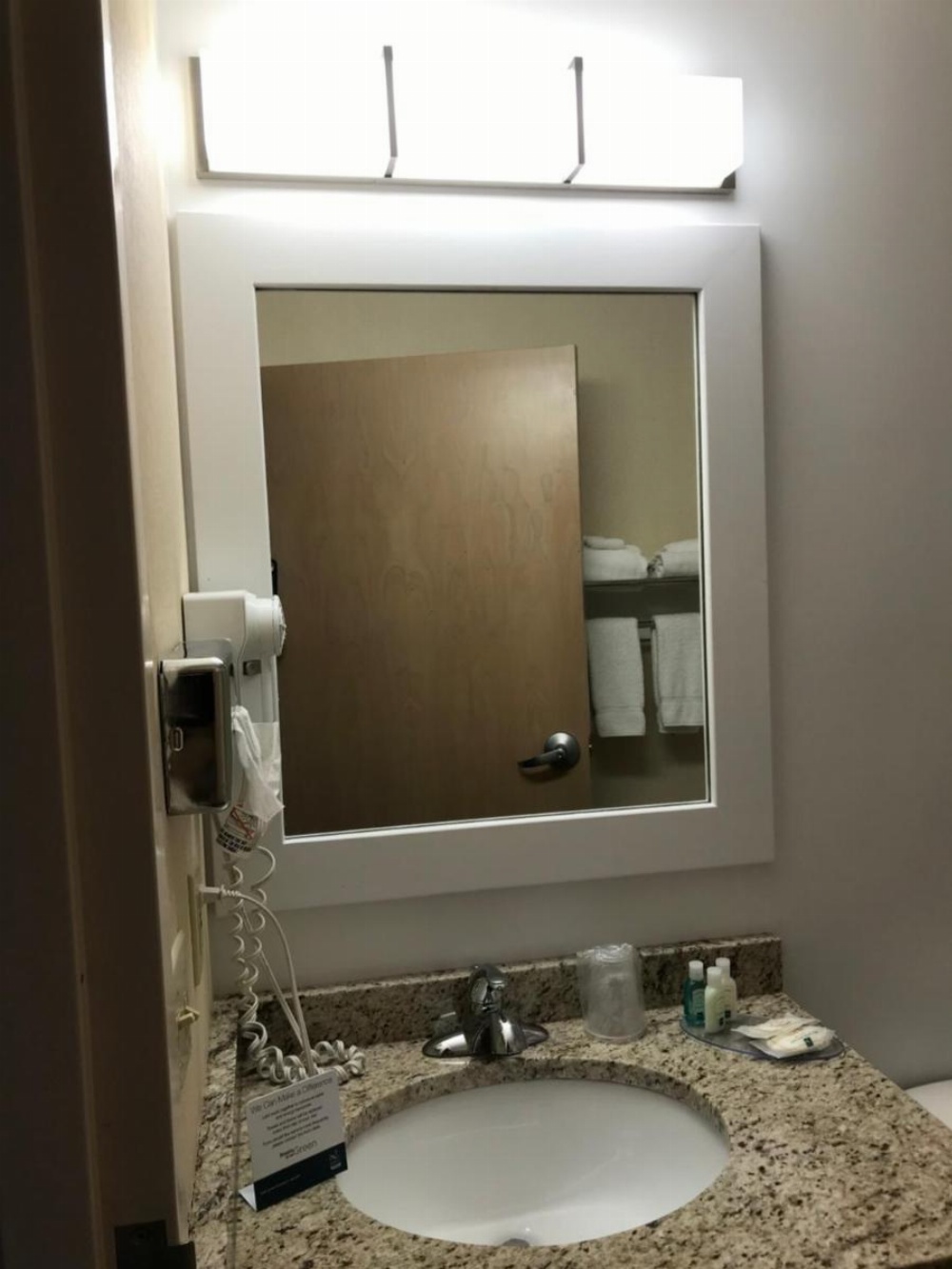 Room image 5