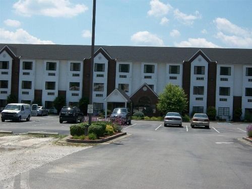 Quality Inn & Suites image 15